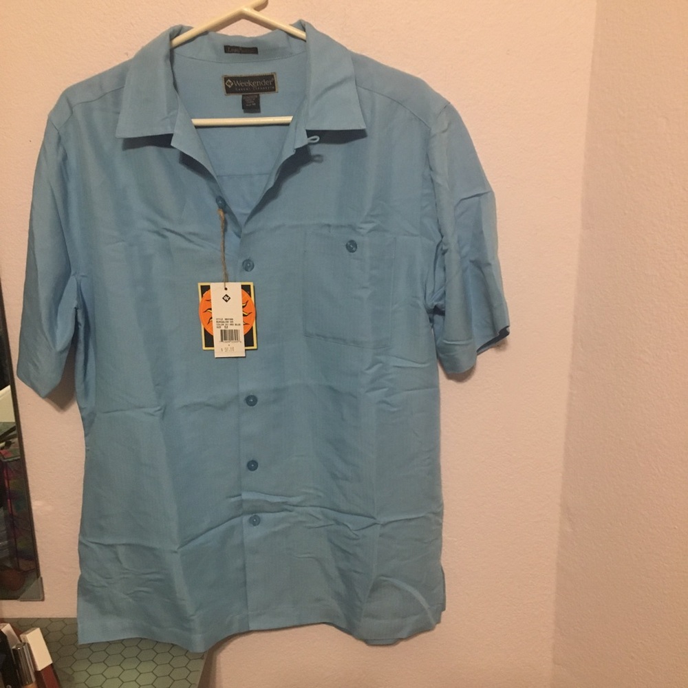 NWT Weekender Med button down w/UV protection